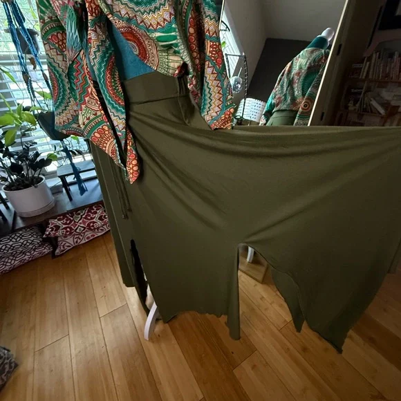 Olive Green Boho Lace-Up Waist Handkerchief Hem Skirt XL - Picture 5 of 7